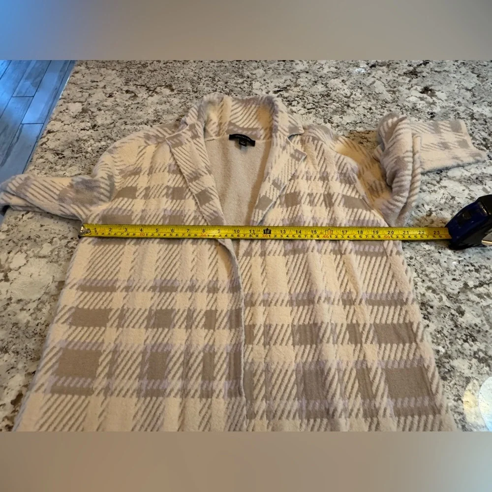 Ann Taylor Checkered Skirt Set in Cream and Tan - Picture 5 of 13